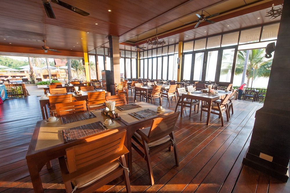 PINNACLE SAMUI RESORT 32/48