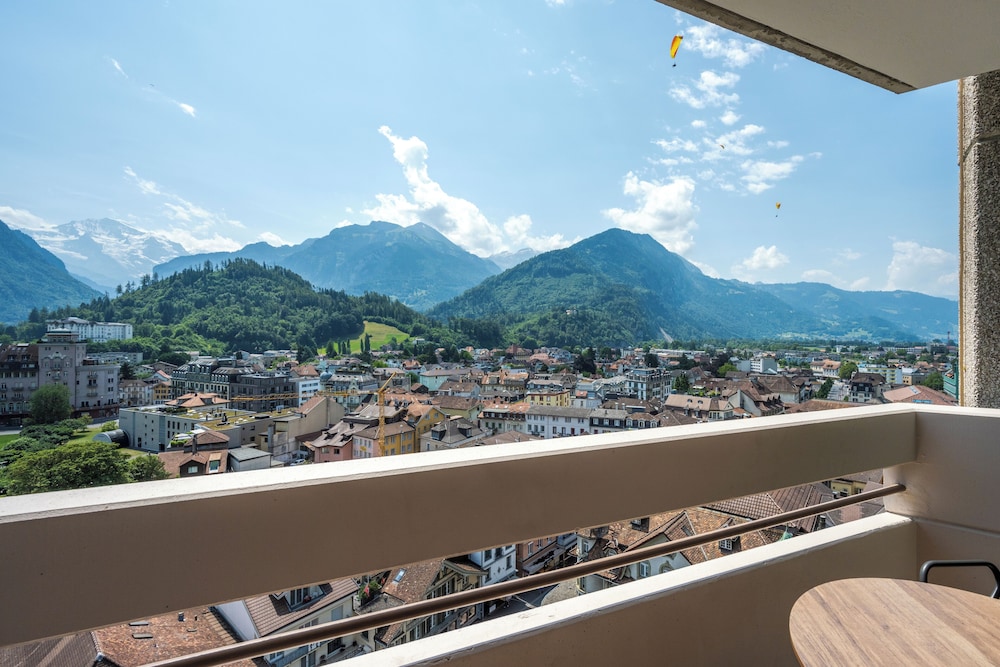 Metropole Hotel Interlaken 73/76