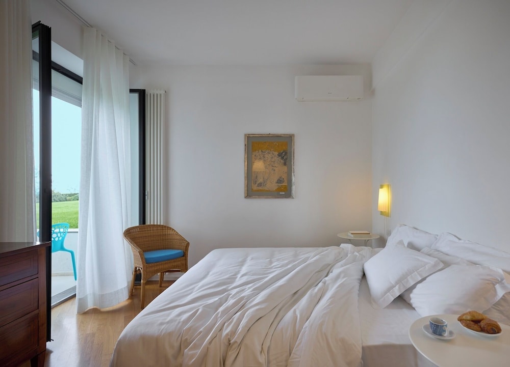 Room, Double Bed, Sea View, Garden Area