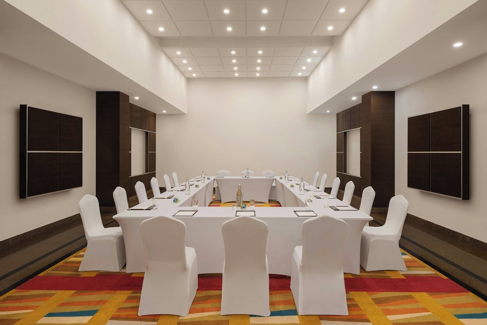 Trinity Hotel Bengaluru 66/78