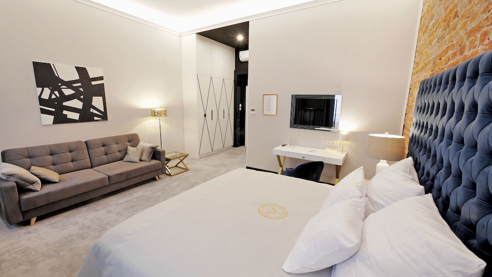 Szewska 22 Boutique 18/50