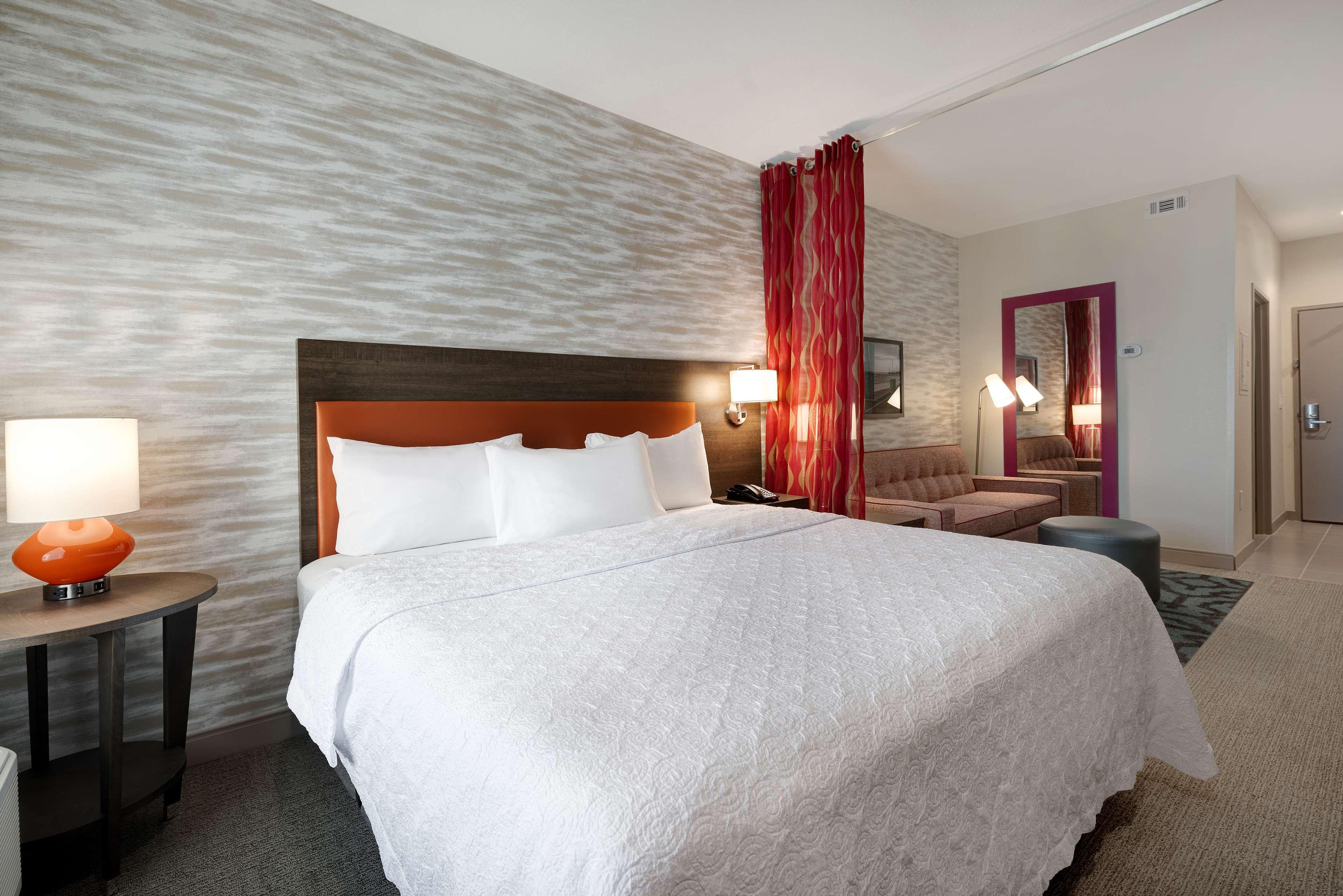 STUDIO, SUITE, KING BED, OCEAN VIEW, BALCONY