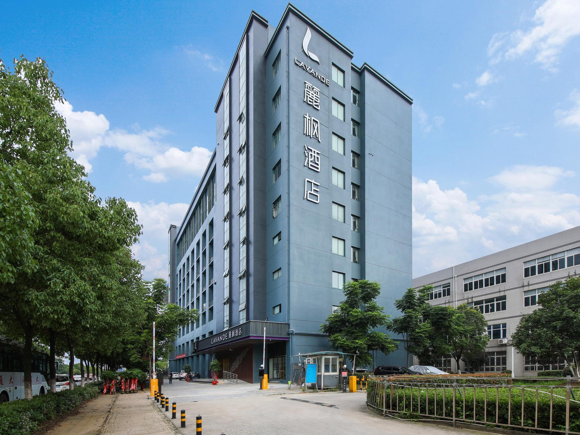 Lavande Hotel (Second Guanggu Road, Wuhan) 26/27