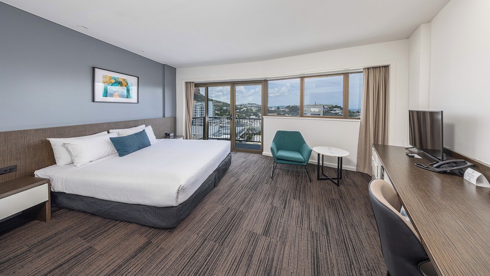HOTEL GRAND CHANCELLOR TOWNSVILLE 22/62