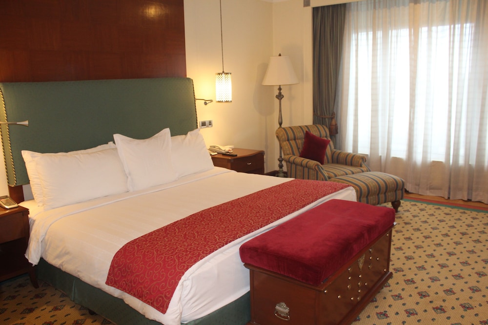 Welcomhotel by ITC Hotels, Cathedral Road, Chennai 11/58