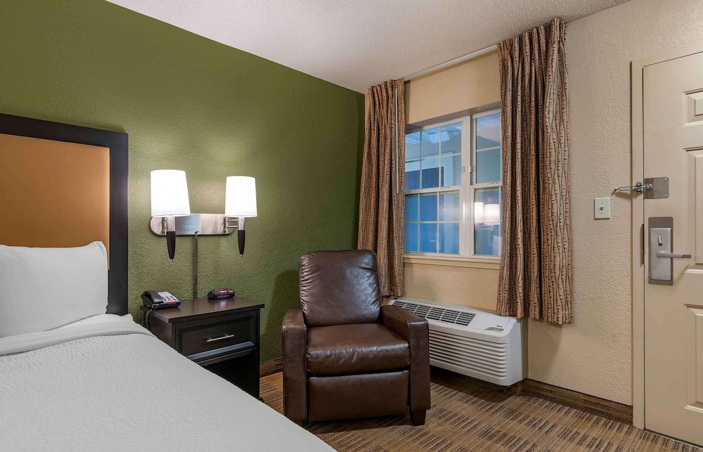 Extended Stay America - Lexington - Nicholasville Road 37/37