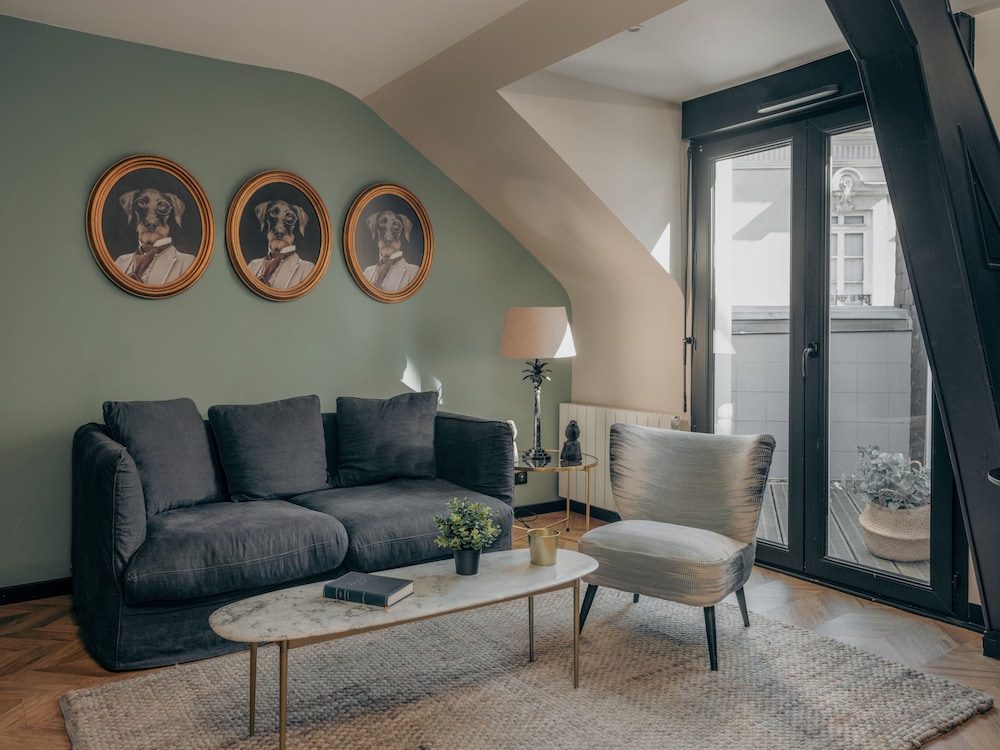 La Maison De Nemours 21/44
