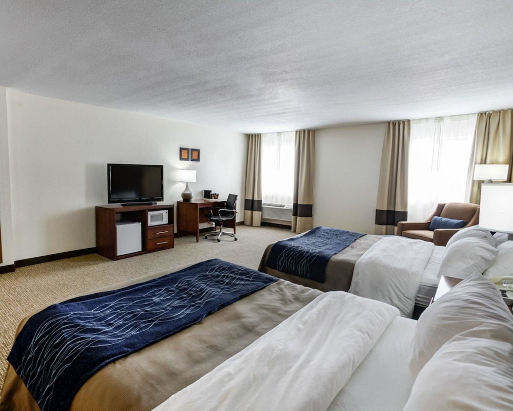 Comfort Inn Kearney Liberty 7/30