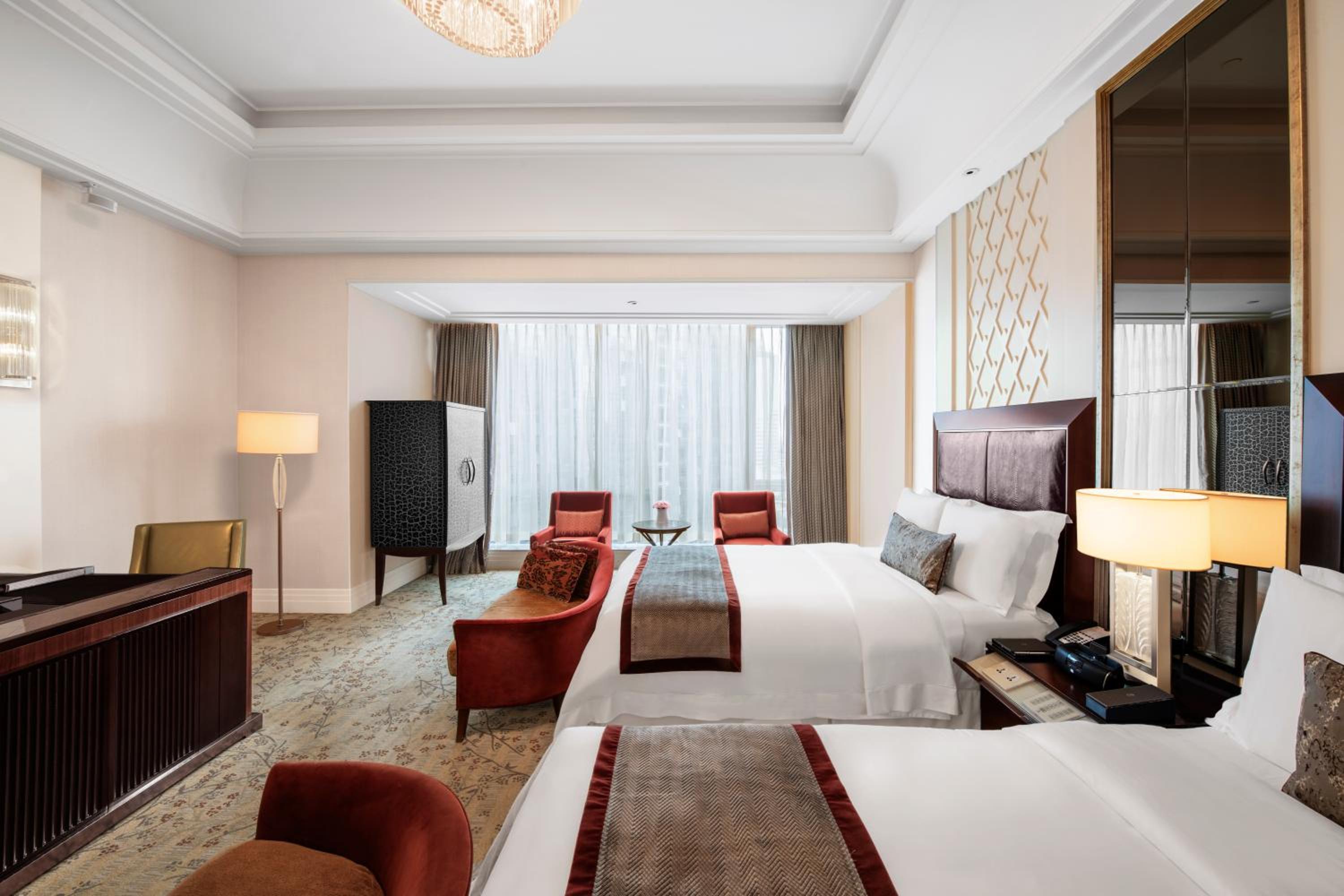 Grand, Deluxe, Twin Beds