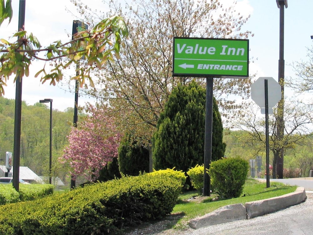 Value Inn Harrisburg York 1/15