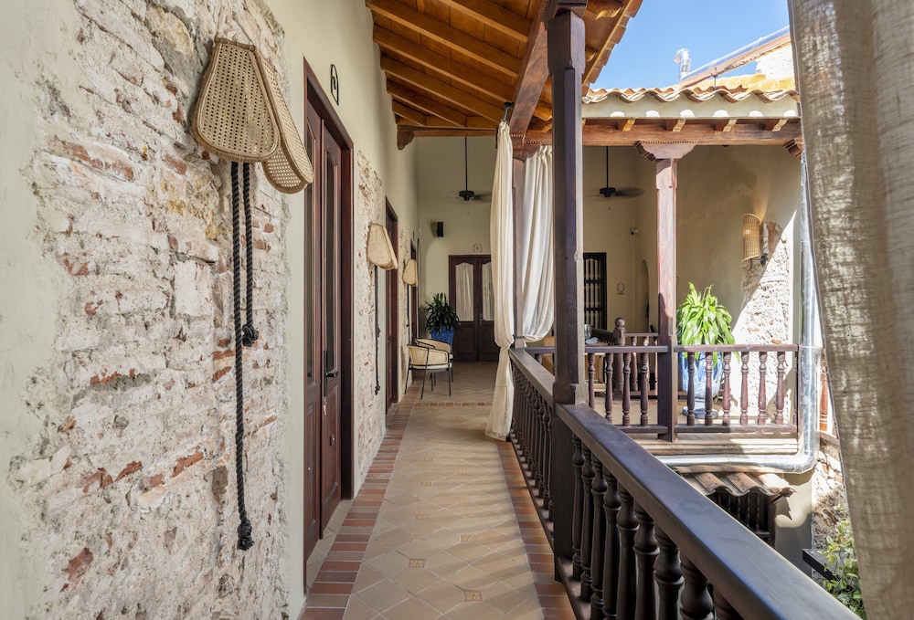 Privado Selfservice Boutique Rooms 5/46