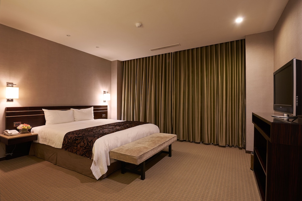 Sol Hotel 13/65