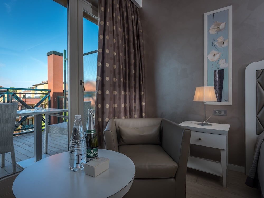 Parc Hotel Gritti 53/77