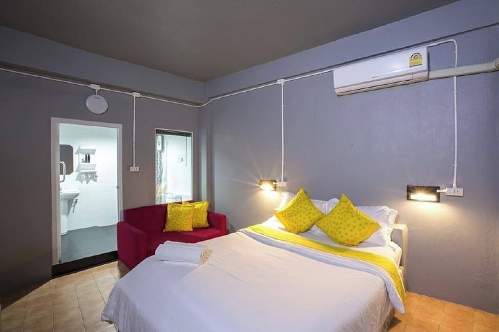 SUPERIOR, DOUBLE BED