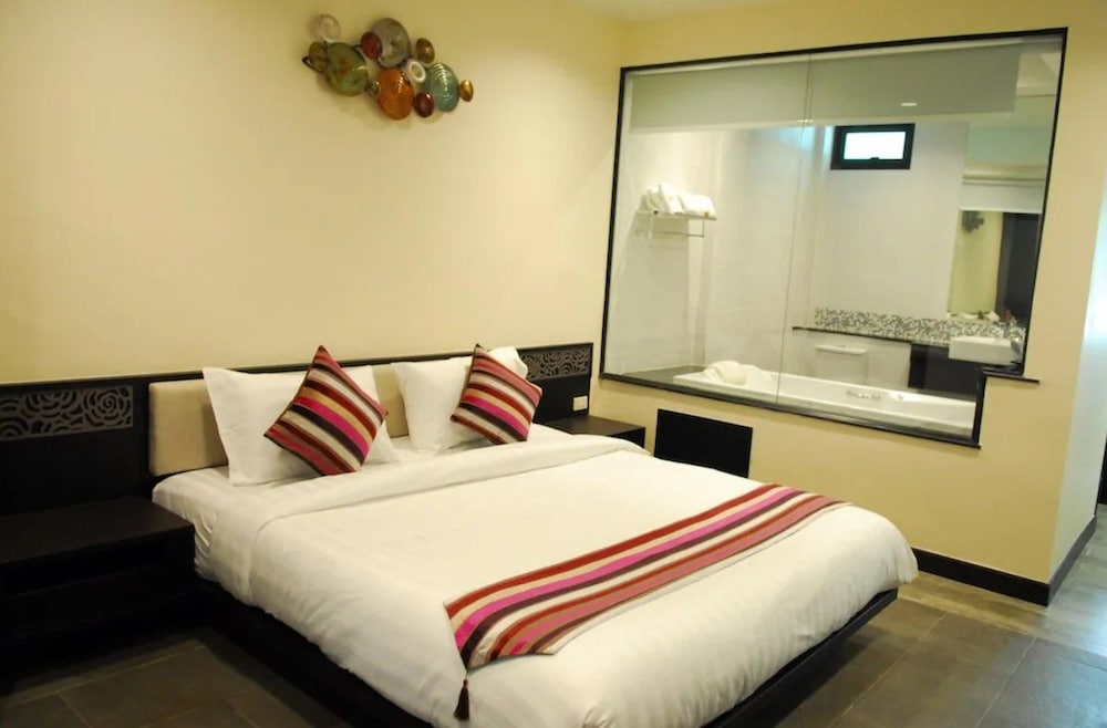 Monsane River Kwai Resort 23/75