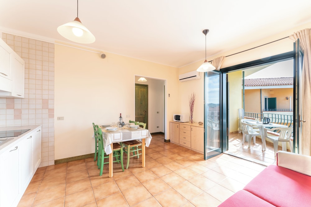 Residence I Mirti Bianchi 57/60