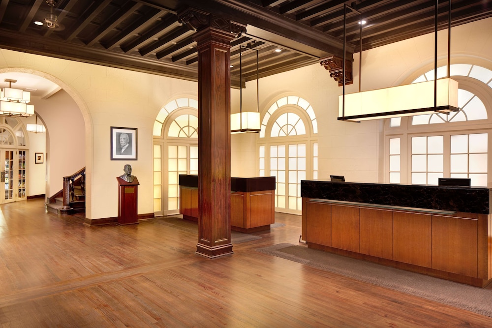 Casa Marina Key West, Curio Collection by Hilton 6/70