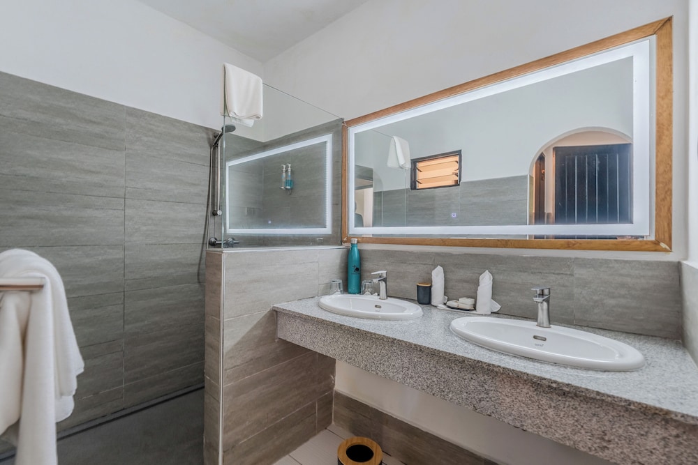 DIANI SEA RESORT 47/50