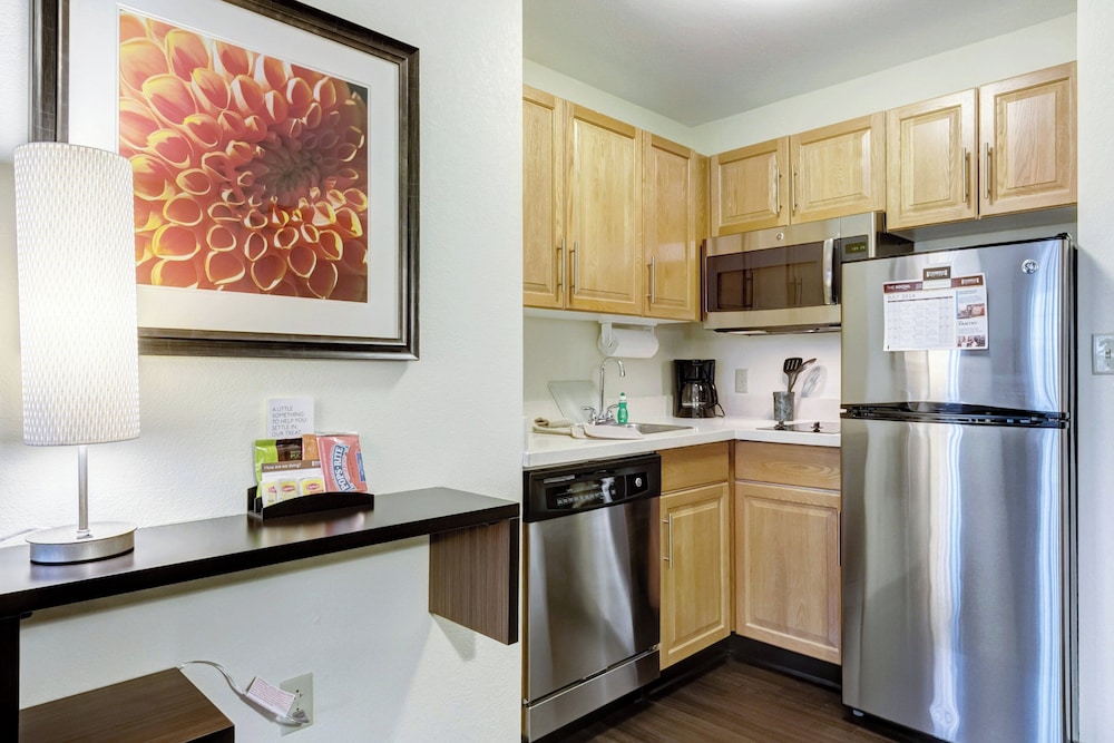 Staybridge Suites O Fallon Chesterfield 10/50