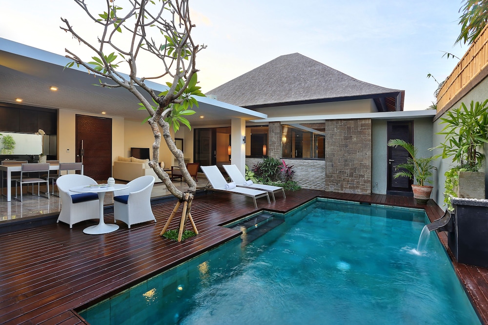 Peppers Seminyak 3/86