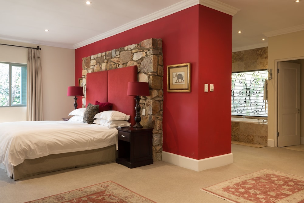 The Parkwood 12/50