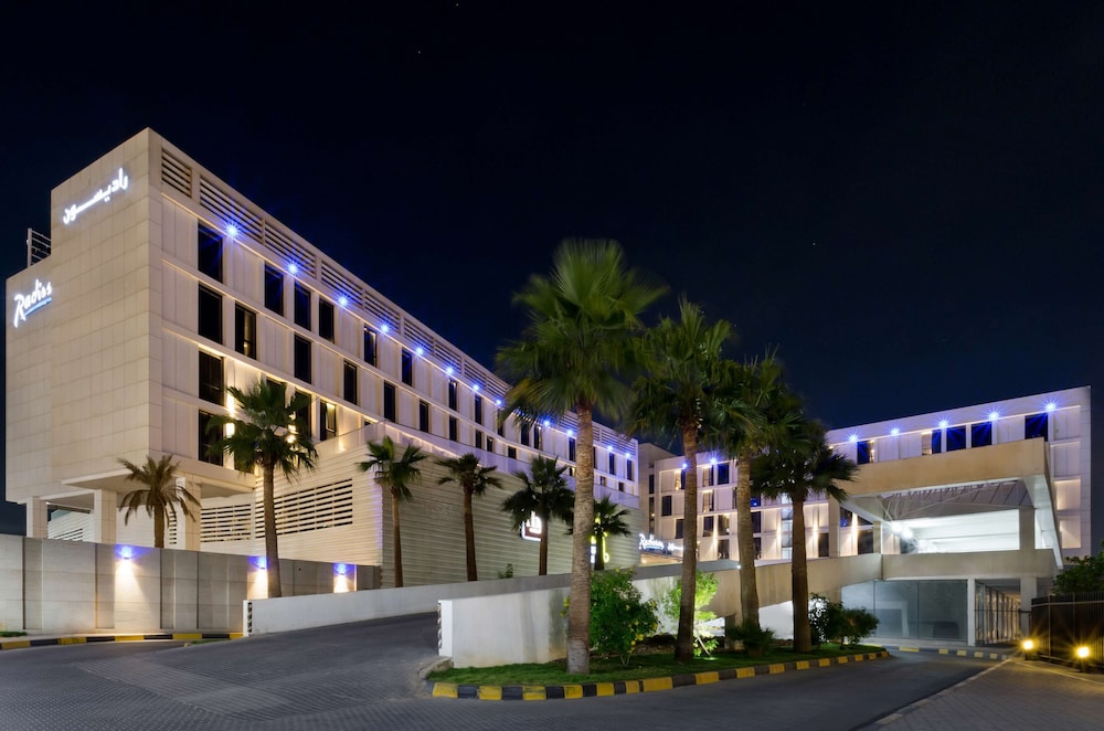 Radisson Hotel & Apartments Dammam Industry City 4/69