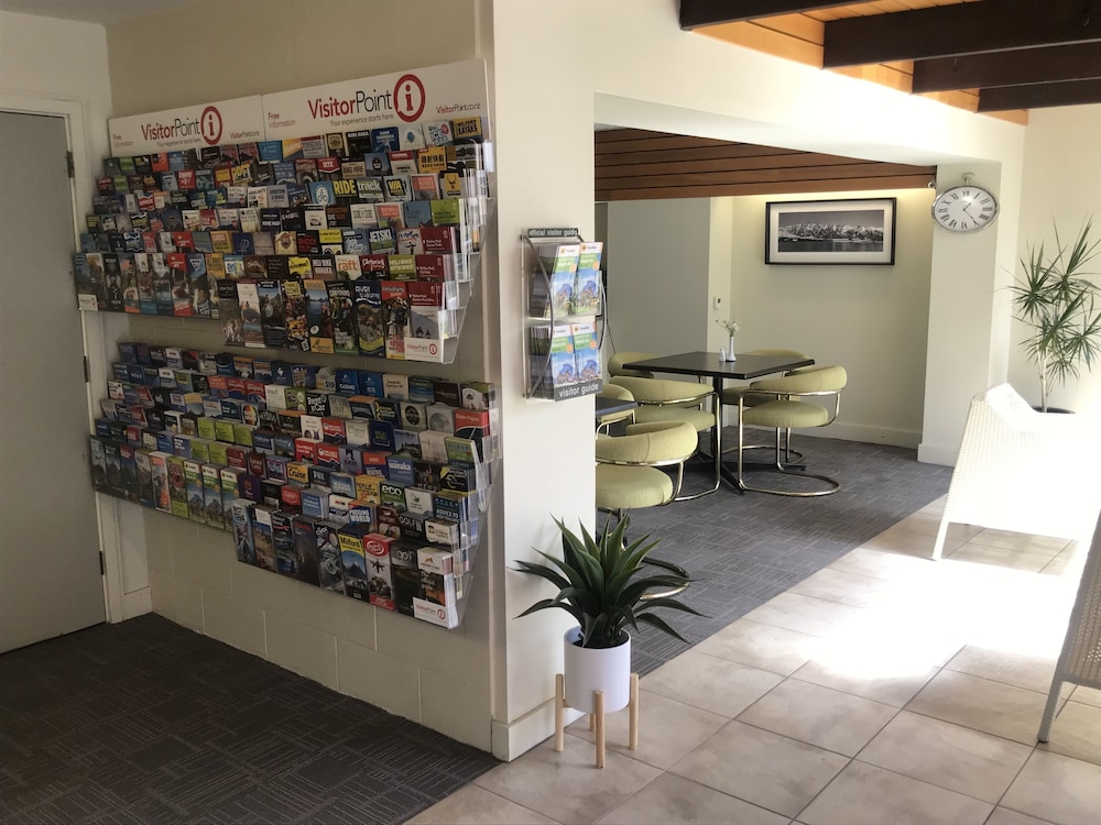 Earnslaw Lodge 25/50
