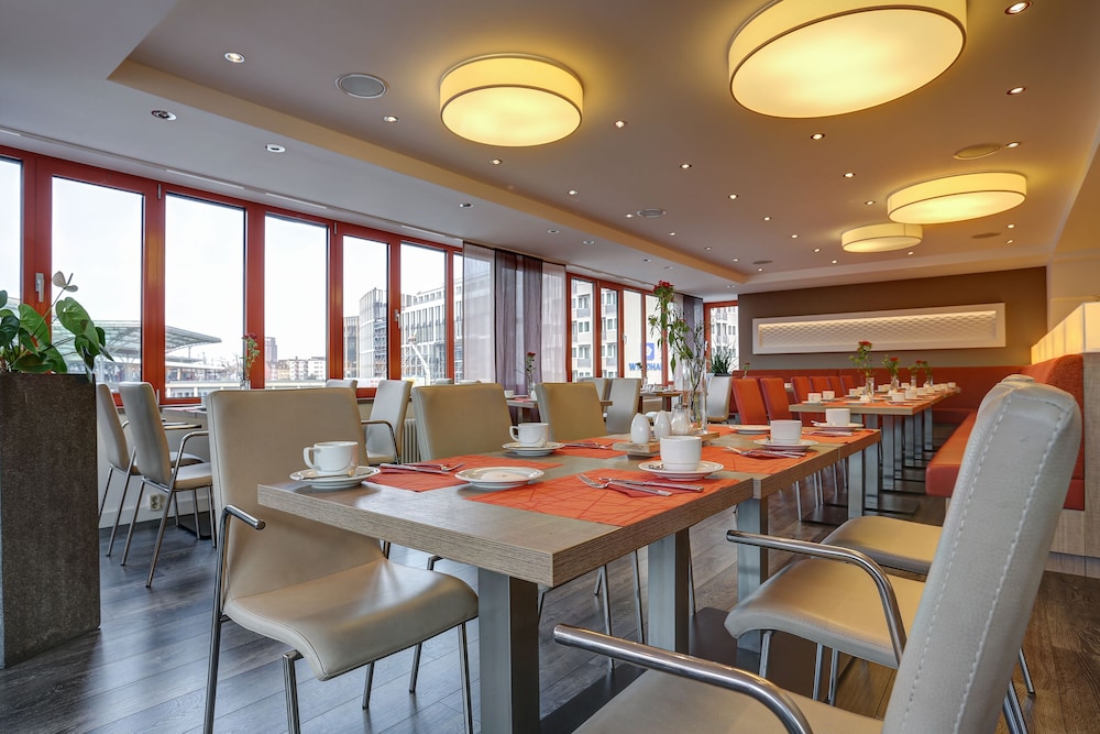 Kommerzhotel Koln 40/49