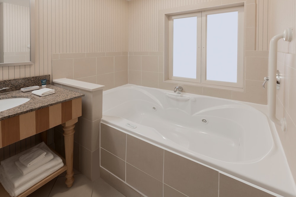 Wyndham Grand Fallsview Hotel 13/65