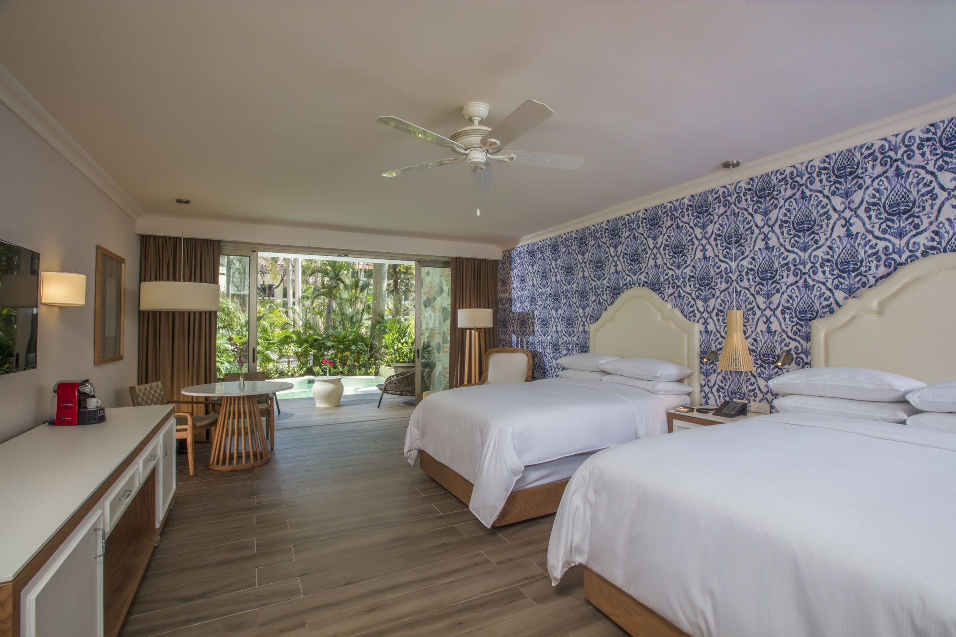 Jr.Suite Hacienda Swim Out Double