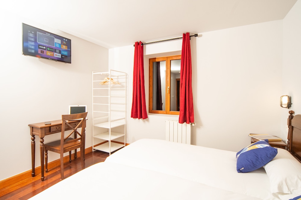 Hotel Branka، بيرميو 16/50