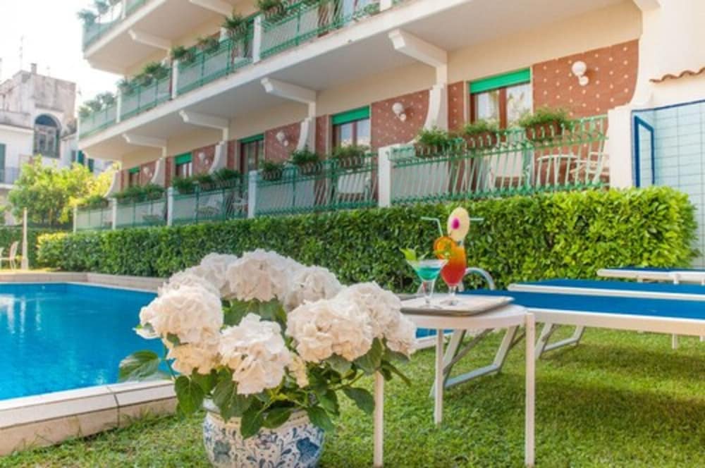 Hotel Eliseo Park S 9/65