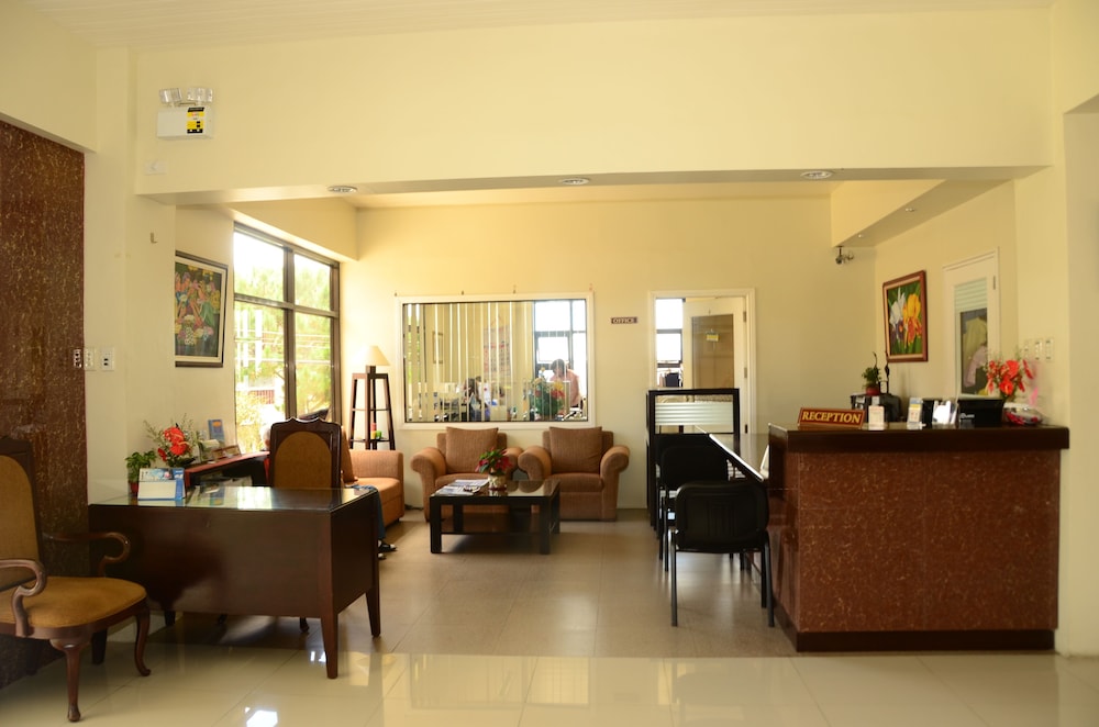 Gardenville Hotel 24/37