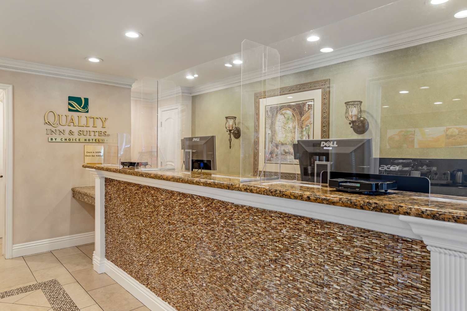 Quality Inn Suites Anaheim Maingate 4/24