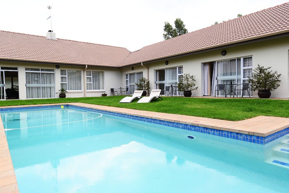 Amohela Guesthouse 26/38