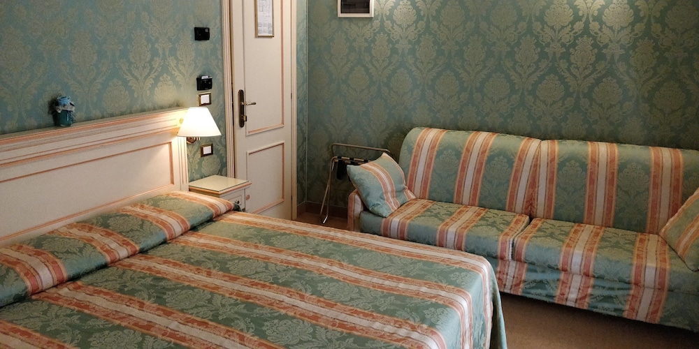 Hotel Villa Delle Palme 30/79