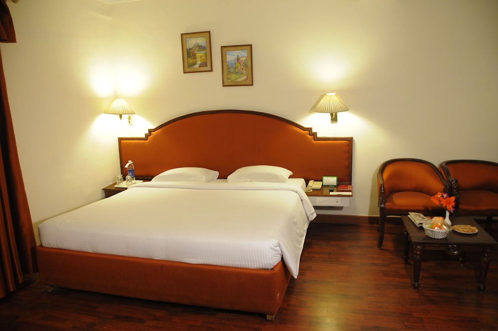 Nalapad's Hotel Bangalore International 10/18
