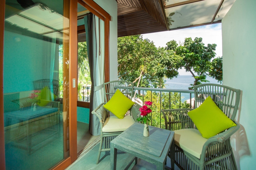 Coral Cliff Beach Resort 43/70