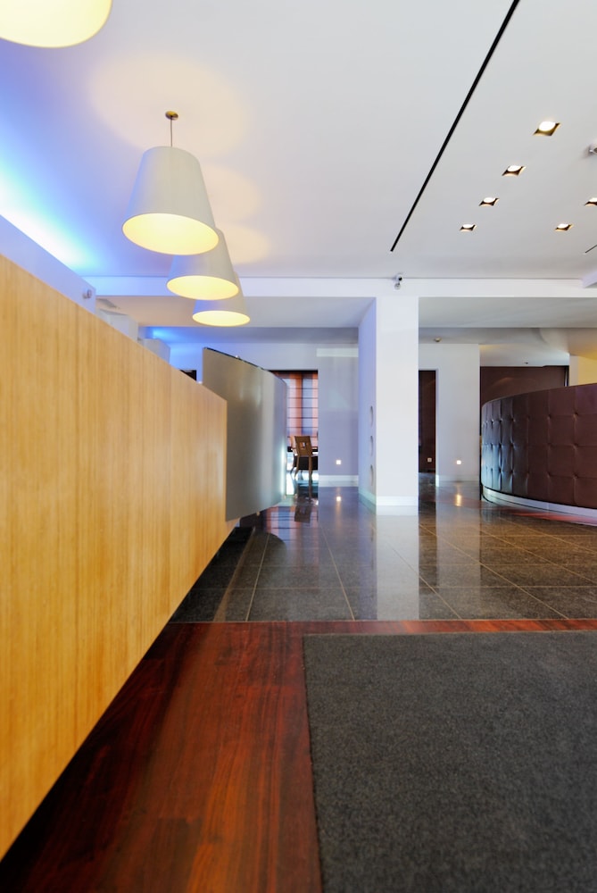 Hotel Ecu 2/32