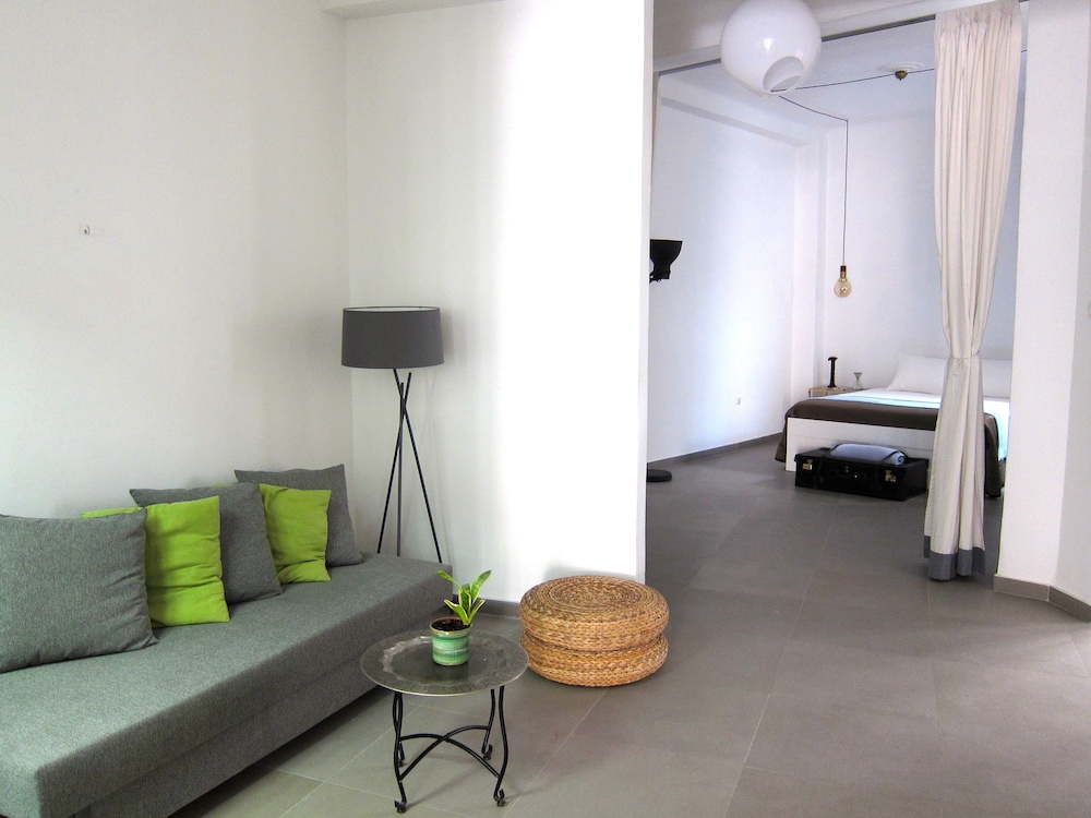 Concierge Athens I 31/50