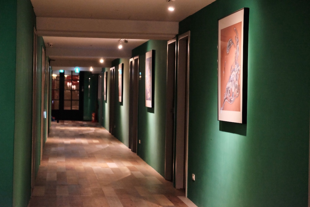 Happy Inn & Hostel 33/49