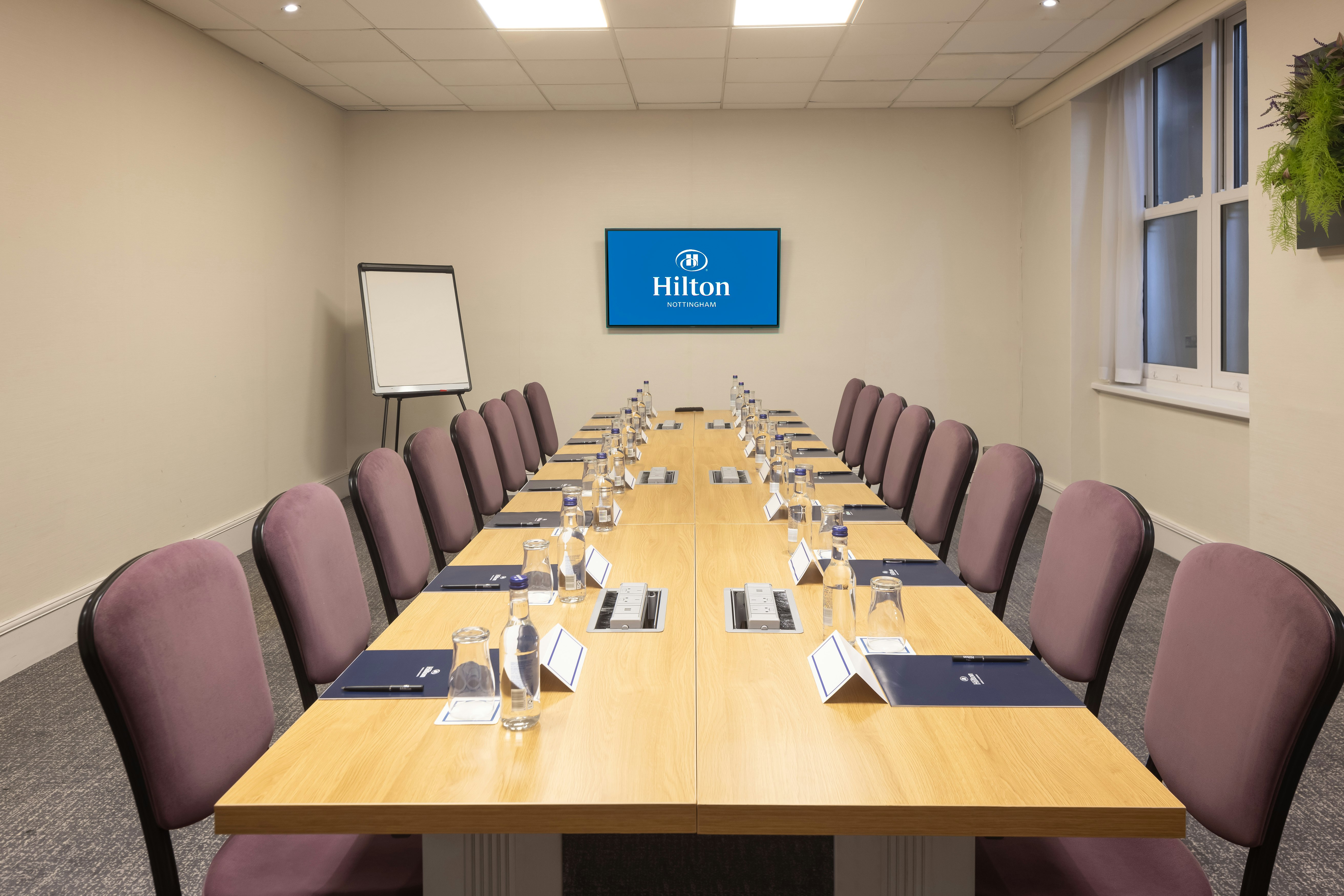 Hilton Nottingham 80/97