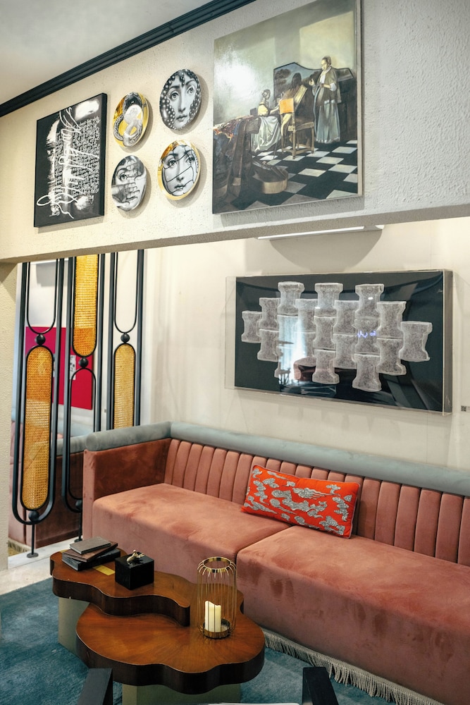 Ambiance Boutique Art Hotel Karachi 35/56