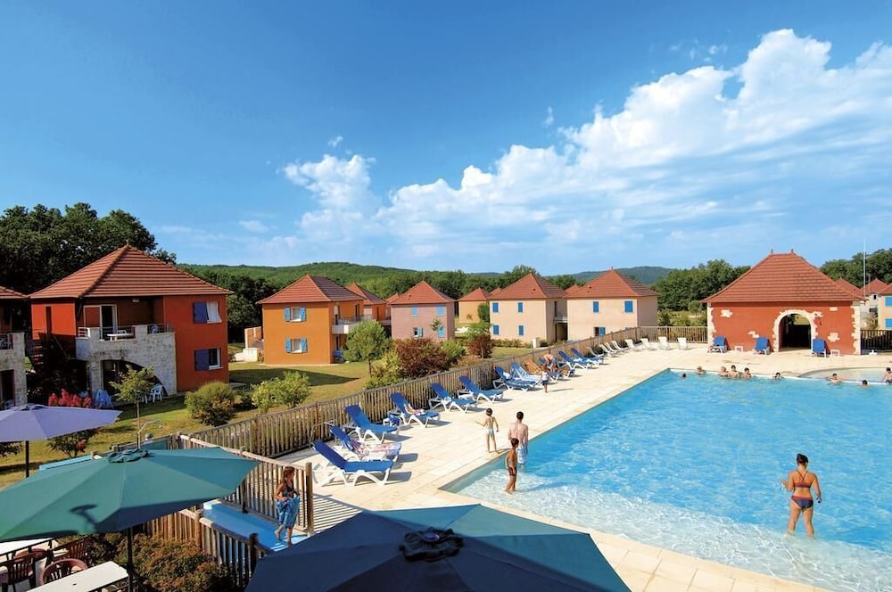 TERRES DE FRANCE - DOMAINE DE CLAIRE RIVE 27/36