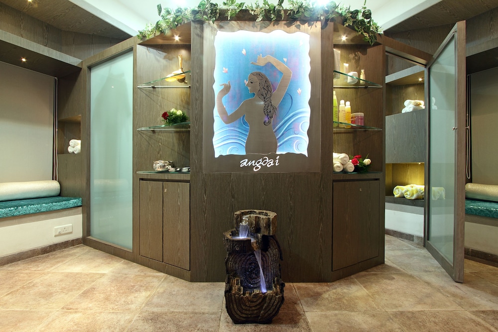 Hotel Le Sutra Hotel, Khar, Mumbai 7/60