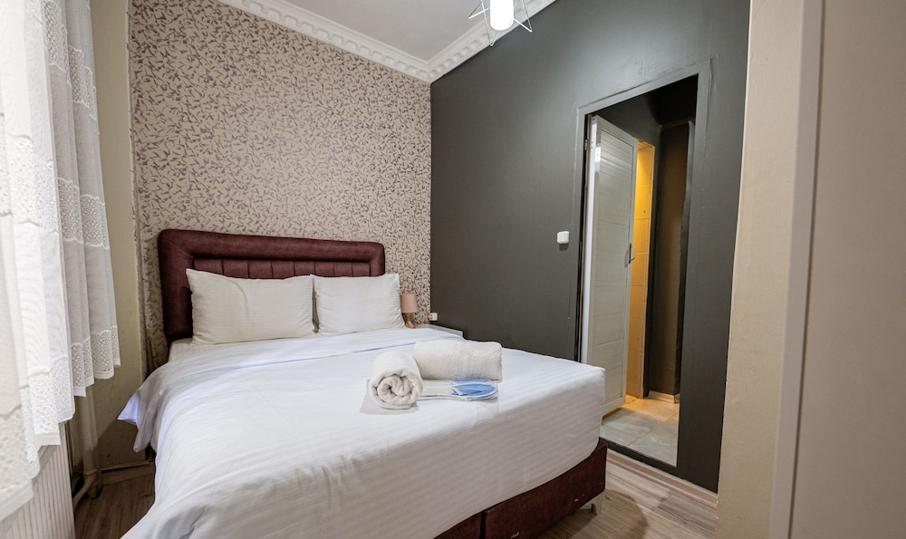 Evin Suit Hotel 14/50