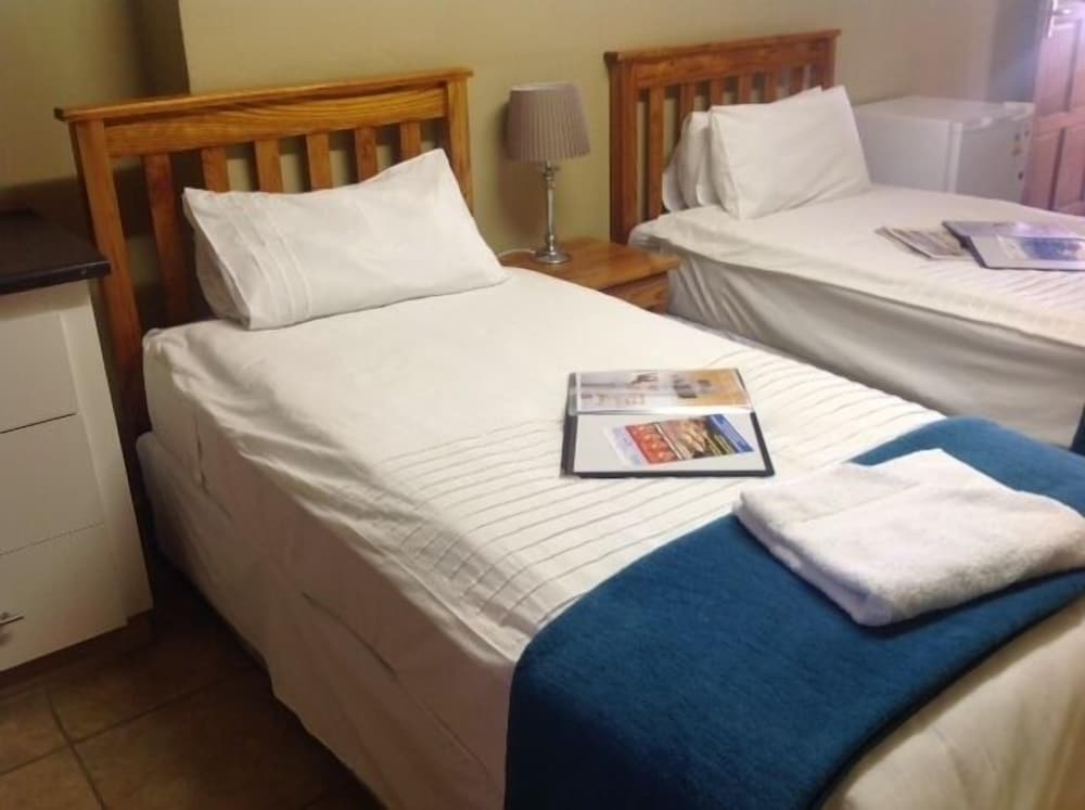 Sand River Resort 16/48