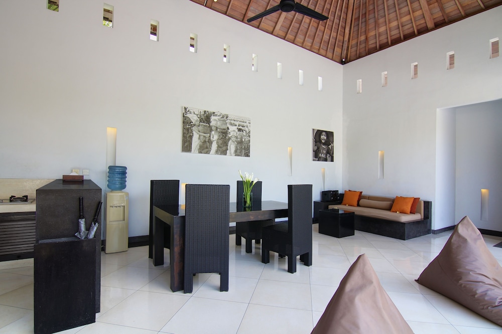 The Seminyak Suite - Private Villa 61/62