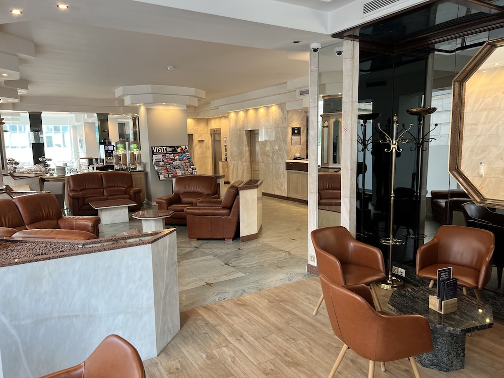 lobby