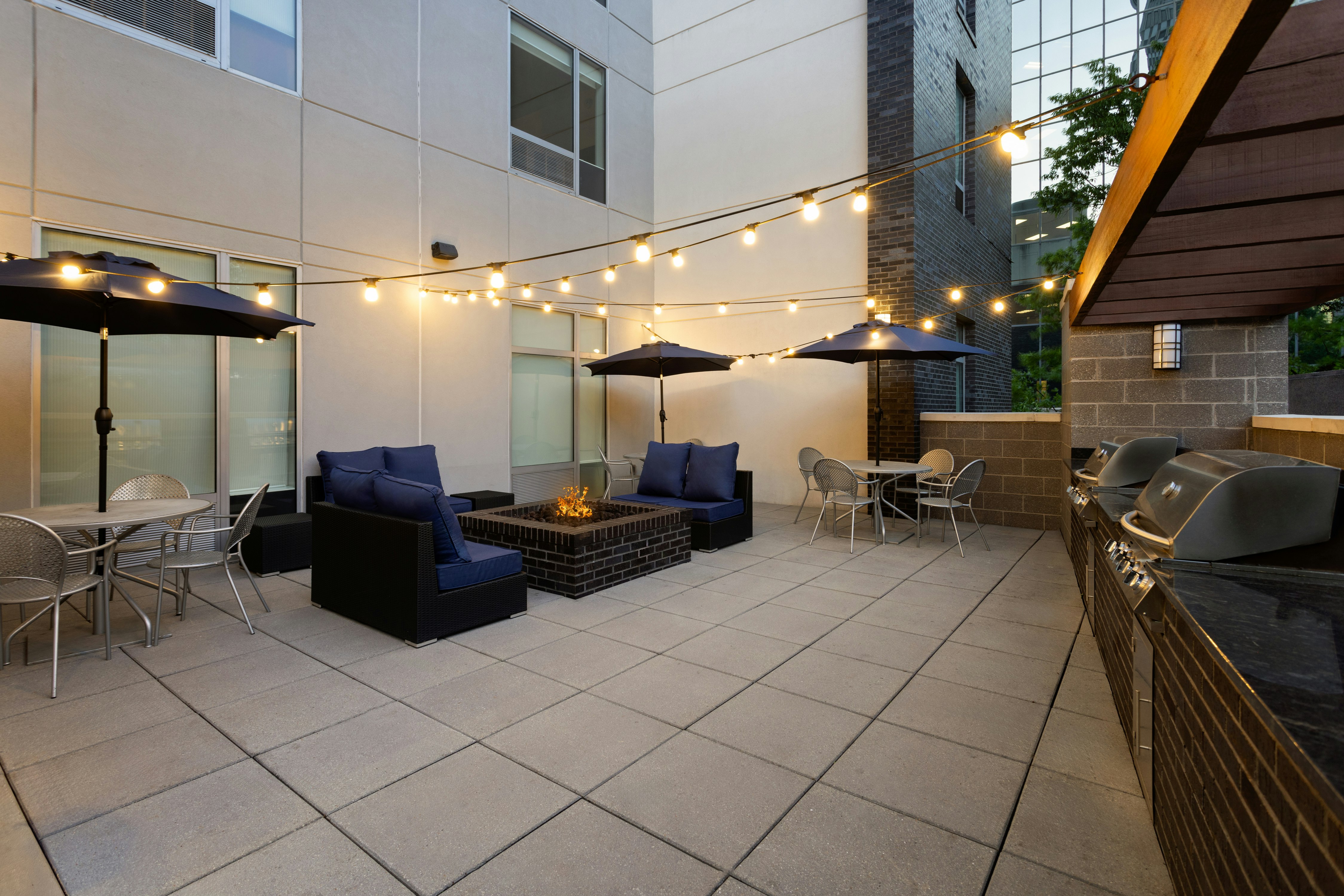 Home2 Suites By Hilton Greenville Downtown 4/31